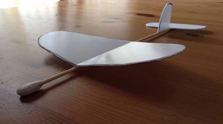 چگونه هواپیمای گلایدر بسازیم