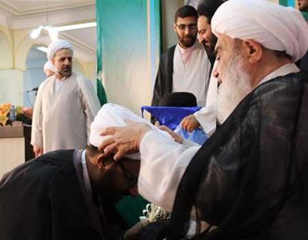 جشن بزرگ عمامه گذاری طلاب در اصفهان برگزار می شود
