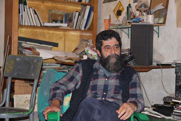 بهرام دبیری هنرمند نقاش