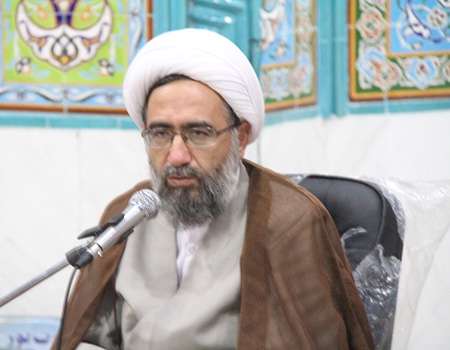 تدوین برنامه جامع حمایت از اساتید حوزه های علمیه
