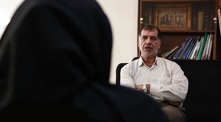 احمدینژاد فکر میکرد به تنهایی میتواند مملکت را اداره کند احمدینژاد فکر میکرد به تنهایی میتواند مملکت را اداره کند