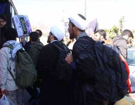 ۳۰۰ نفر از طلاب و روحانیون حوزه علمیه قم به مناطق زلزله زده اعزام شدند