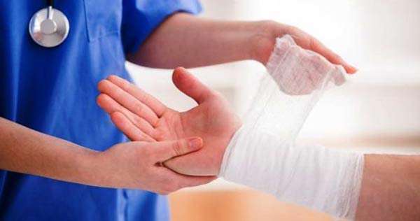 تاثیر هیدروژل بر زخم های سوختگی، دستاورد تقدیری دوره دوم فرزانگان 7 در بخش سمینار