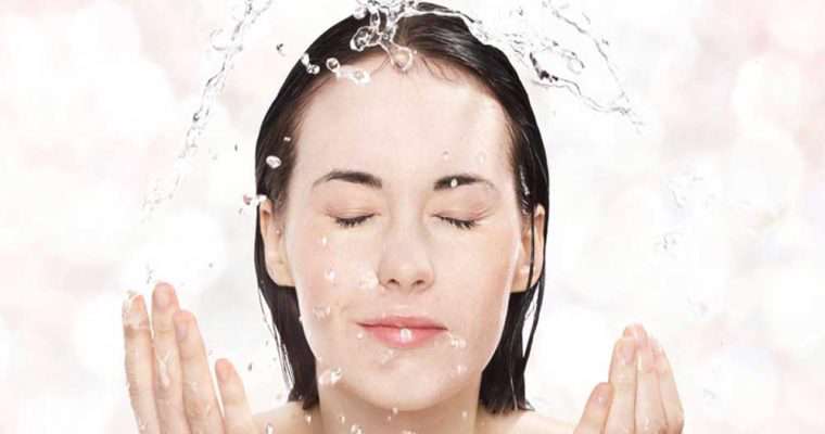 اشتباهات بزرگ در شستوشوی صورت را بشناسید!
