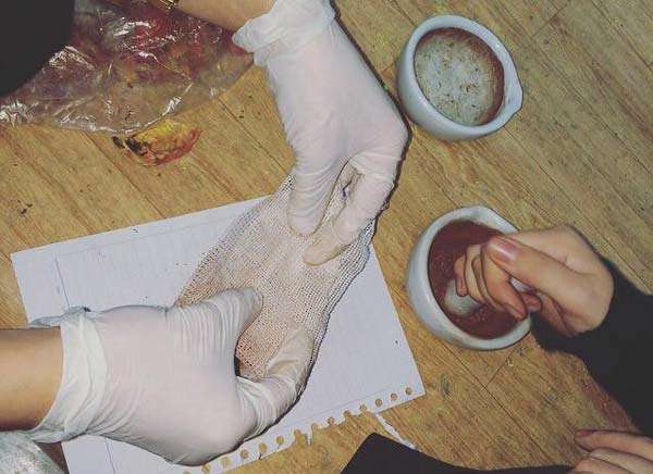 بررسی اثر لیگنین به عنوان محافظ زیستی، دستاورد برتر دوره اول دبیرستان نوآور در بخش غرفه