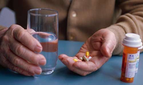 داروهای کلسترول خون چه خطری دارند؟ داروهای کلسترول خون چه خطری دارند؟