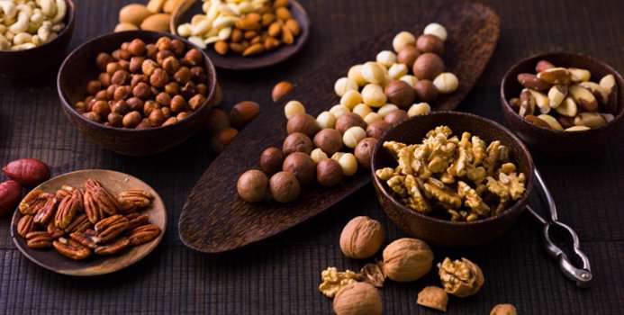 تاثیر آجیل بر وزن و اشتها تاثیر آجیل بر وزن و اشتها