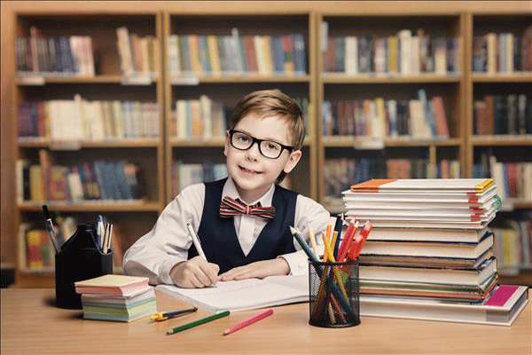 مطالعه و شادکامی جوانان، دستاورد تقدیری دوره اول علامه حلی 9 در بخش سمینار