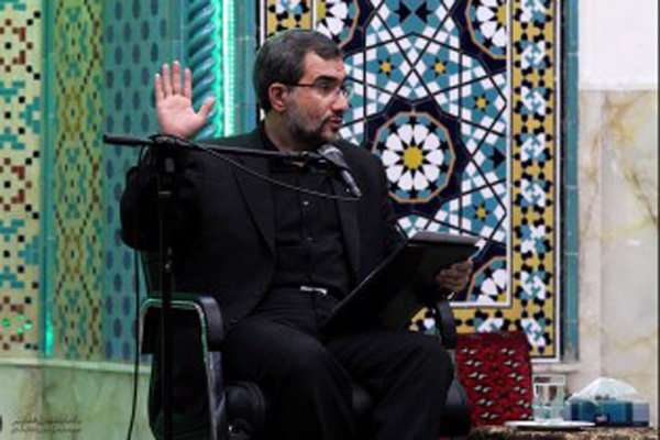 اقتضای ایمان، جذب دیگران و کمک به رشد معنوی آنان است