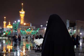 بانوی کرهای در حرم مطهر رضوی به دین اسلام مشرف شد بانوی کرهای در حرم مطهر رضوی به دین اسلام مشرف شد