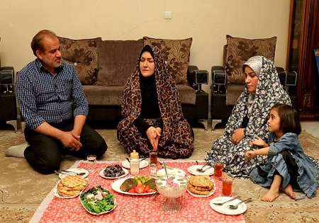 همکاری مردان