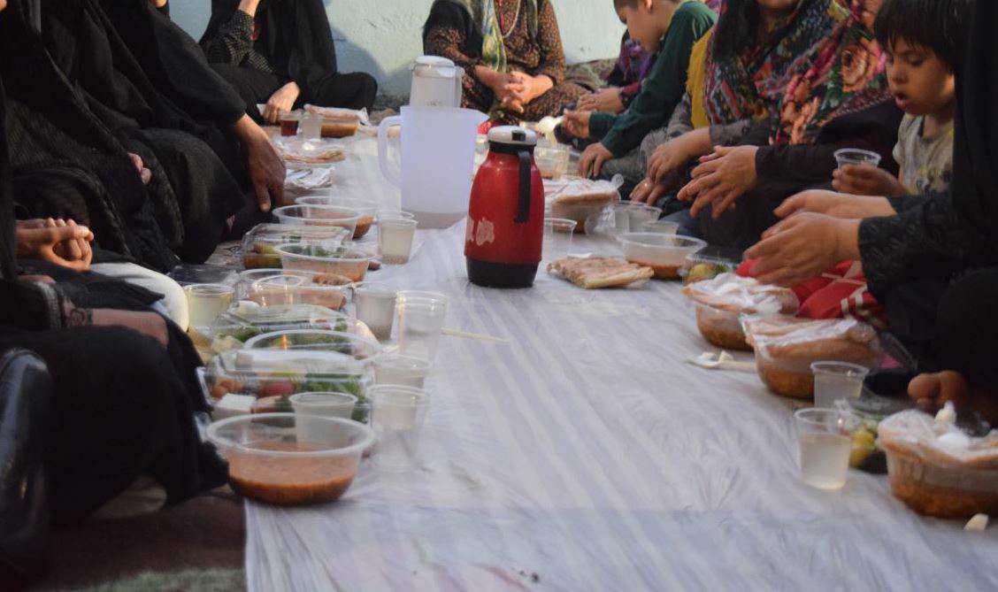 سفره افطار