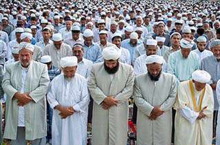 چرا اهل تسنن دست بسته نماز می خوانند! چرا اهل تسنن دست بسته نماز می خوانند!