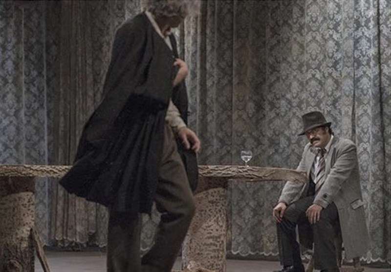 نمایش «پرواز به تاریکی»