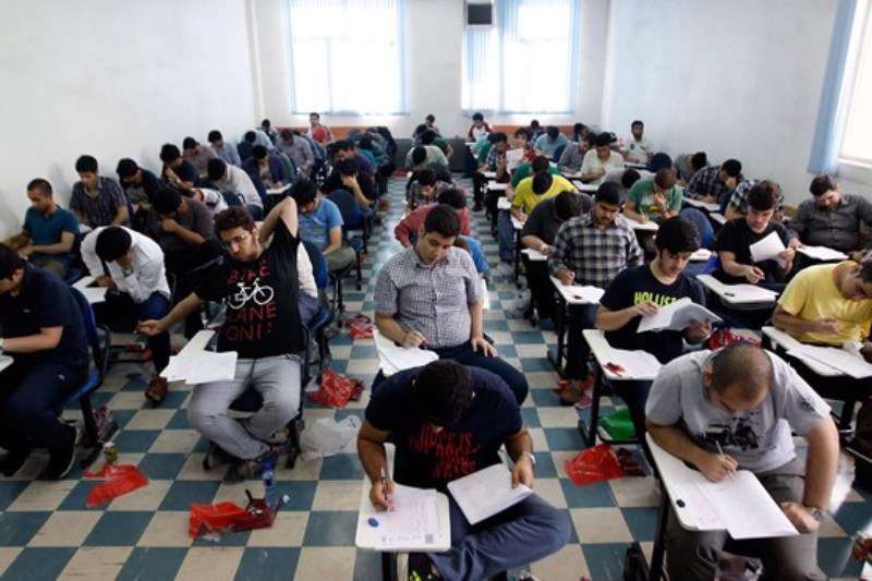 دانش آموزان