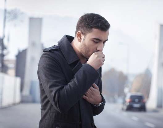 چرا این قدر سرفه میکنم؟ چرا این قدر سرفه میکنم؟