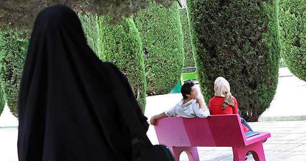 چرا شوهرم به من خیانت می کند؟ چرا شوهرم به من خیانت می کند؟
