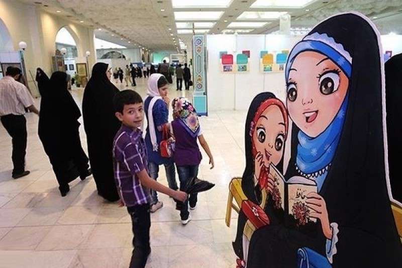 تجلیل از 50 حافظ خردسال در نمایشگاه قرآن تجلیل از 50 حافظ خردسال در نمایشگاه قرآن