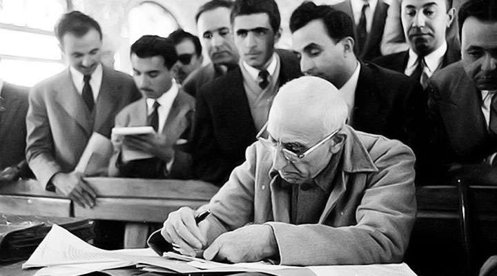 آیا نهضت ملی شدن نفت پیروز شد آیا نهضت ملی شدن نفت پیروز شد
