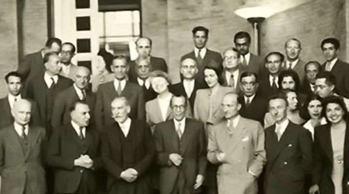 آشنایی با دکتر سیاسی ایران! آشنایی با دکتر سیاسی ایران!