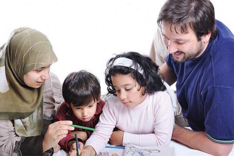 فرزند، نصیحت، عشق،علاقه، رابطه احساسی، تفریح، برنامه ریزی، سرزنش کردن، عصبانیت، خانواده ایرانی