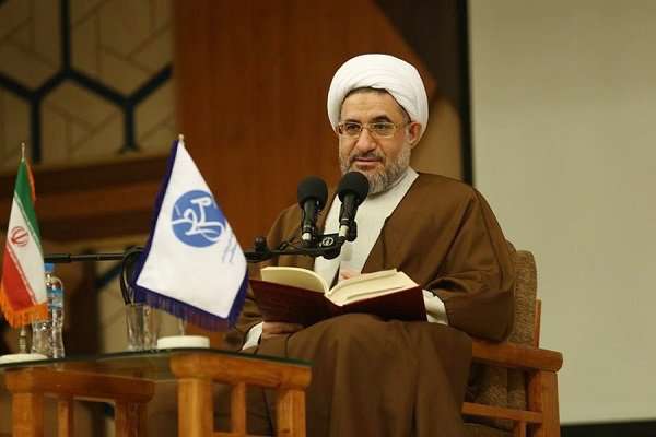 آیتالله اراکی