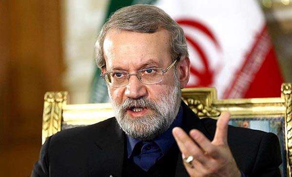 رئیس مجلس شورای اسلامی در دیدار با معلمان با اشاره به وجود موسسات مختلف وآموزشگاه های تست زنی گفت: کنکور تمام زحمات آموزش و پرورش در حوزه تربیت را هدر می دهد.