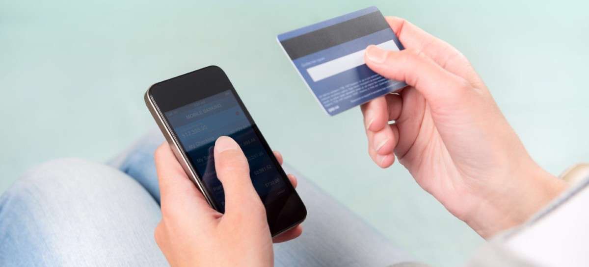 تلفن همراه جایگزین کارت های اعتباری میشود