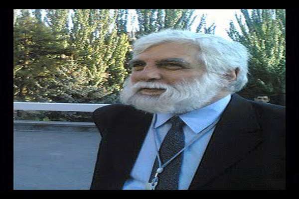 زندگی نامه پرفسور کارو لوکس، پدر علم روباتیک ایران
