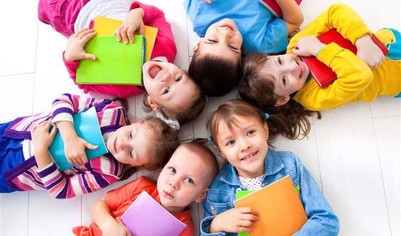 برنامه ریزی، اوقات فراغت، فرزندان، کلاس های تابستانی، فشار روانی، خوشگذرانی،بازی، نوجوانی، خانواده ایرانی