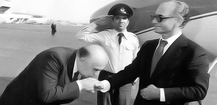 اوج فساد درباری اوج فساد درباری