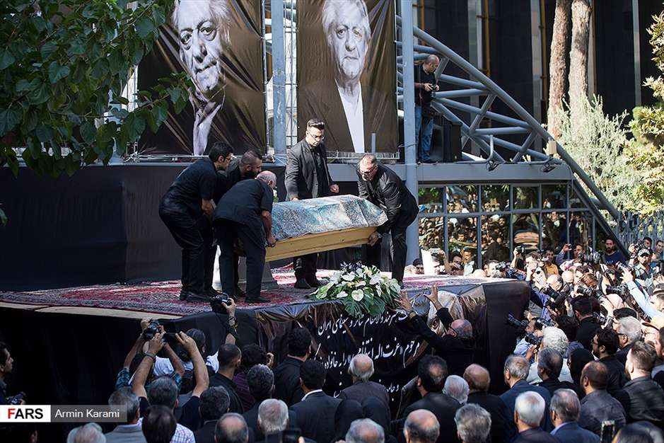 مراسم تشییع آقای بازیگر