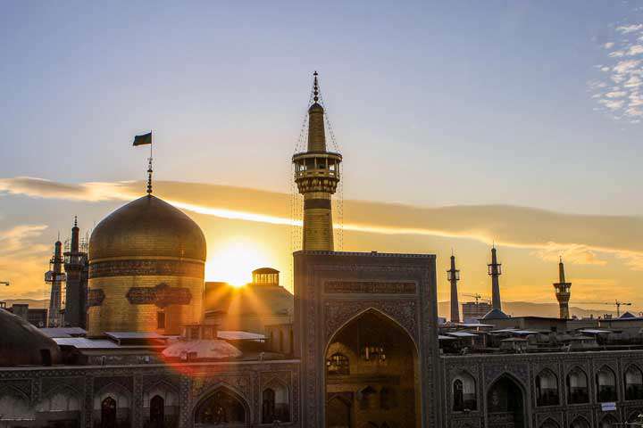 از جاماندن ساعت در وضوخانه ایستگاه قطار قم تا ذوق تهیه بلیط زیارت امام رضا(ع) از جاماندن ساعت در وضوخانه ایستگاه قطار قم تا ذوق تهیه بلیط زیارت امام رضا(ع)