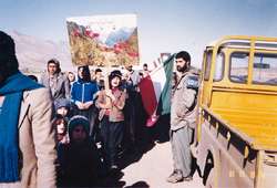 کوملهها مادرم را مقابل چشمانمان تیرباران کردند کوملهها مادرم را مقابل چشمانمان تیرباران کردند