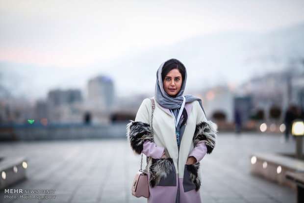 جاسوسی الناز شاکردوست در «ماجرای نیمروز ۲» جاسوسی الناز شاکردوست در «ماجرای نیمروز ۲»