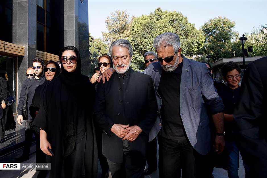 مراسم تشییع آقای بازیگر