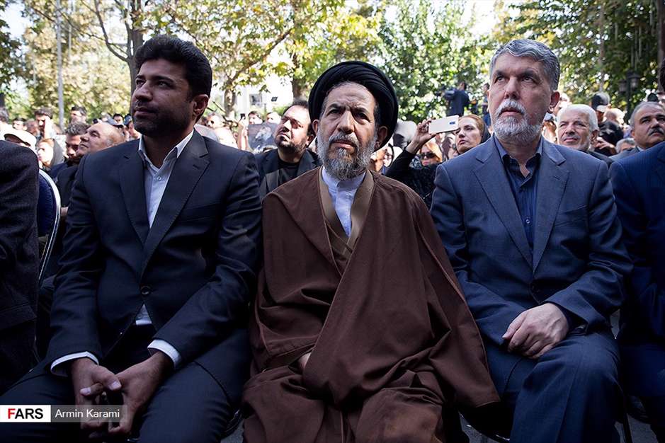 مراسم تشییع آقای بازیگر