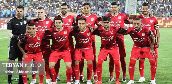 بازی استقلال و تراکتور