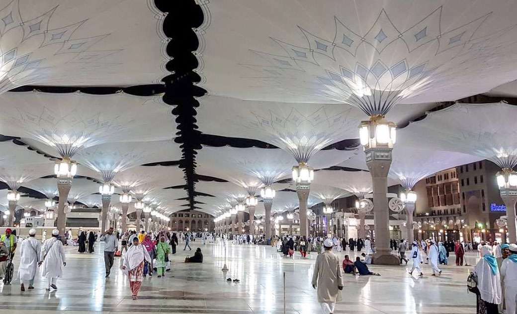 حضور بیش از ۹ هزار زائر ایرانی در مدینه منوره حضور بیش از ۹ هزار زائر ایرانی در مدینه منوره