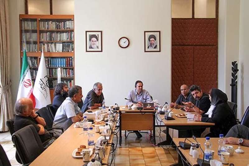 دیدار شورای مرکزی کانون کارگردانان با معاون بینالملل فارابی دیدار شورای مرکزی کانون کارگردانان با معاون بینالملل فارابی