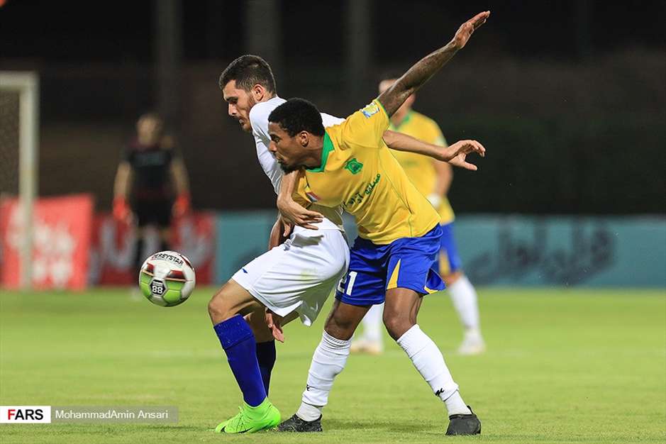 لیگ‎ برترفوتبال/ صنعت نفت ۲ ـ استقلال خوزستان ۲