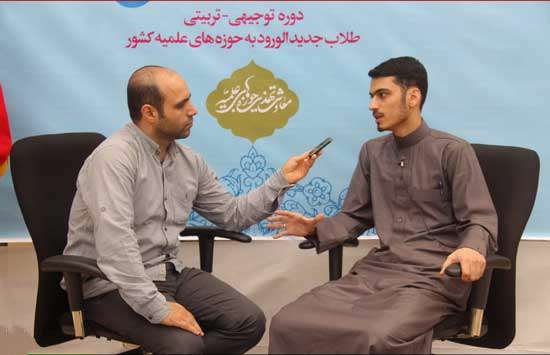 حوزه باعث خودسازی وکسب معرفت اندوزی می شود؛ سربازی امام عصر(عج) افتخاری عظیم است حوزه باعث خودسازی وکسب معرفت اندوزی می شود؛ سربازی امام عصر(عج) افتخاری عظیم است