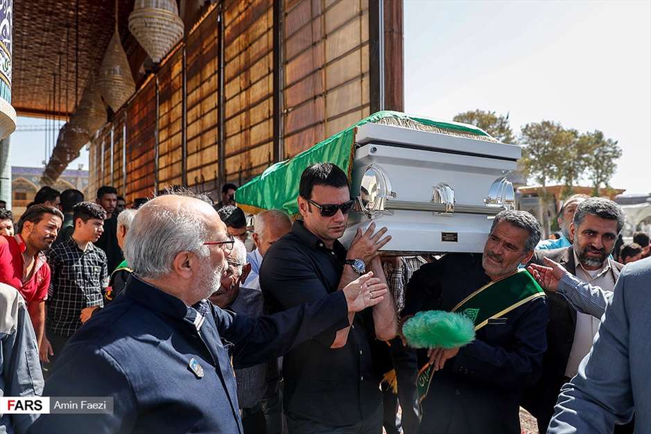 تشییع پیکر «سید ضیاءالدین دُرّی» در شیراز