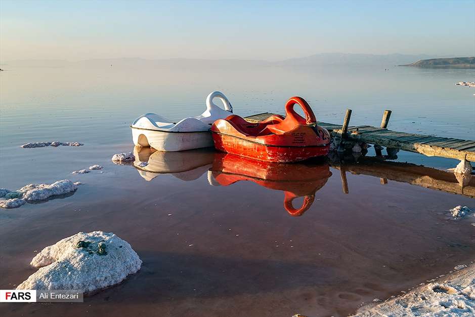 مسافران تابستانی دریاچه ارومیه