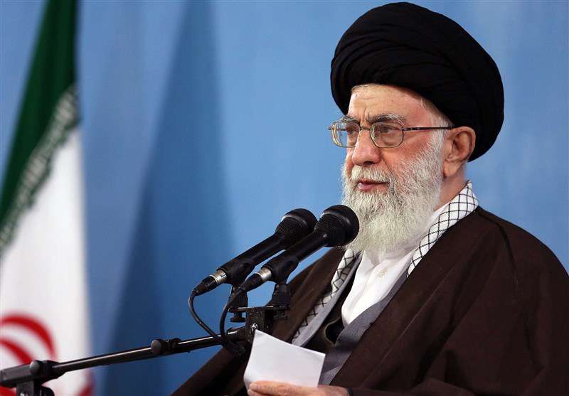 مسئولان از برخی خطوط قرمز عبور کردند/ بر اثر برخی بیتدبیریها ارز کشور رفت مسئولان از برخی خطوط قرمز عبور کردند/ بر اثر برخی بیتدبیریها ارز کشور رفت