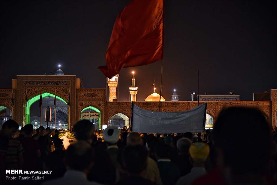 عزاداری شب شهادت امام جواد (ع) در مشهد