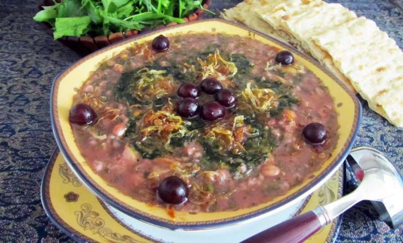 آشی خونساز و مفید برای زنان باردار آشی خونساز و مفید برای زنان باردار