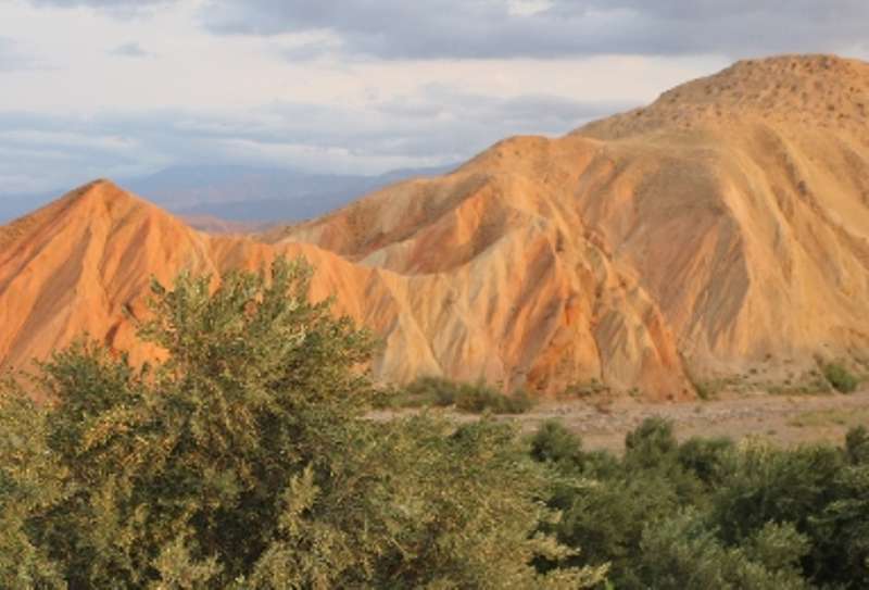 خسارتهای حفاری غیرمجاز و تصرفات کشاورزی به قلعه گبری زنجان خسارتهای حفاری غیرمجاز و تصرفات کشاورزی به قلعه گبری زنجان