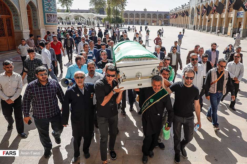 تشییع پیکر «سید ضیاءالدین دُرّی» در شیراز