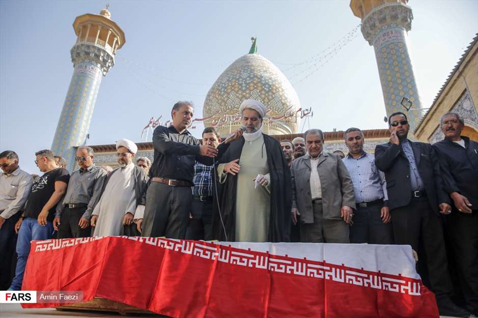 تشییع پیکر شهید مدافع امنیت در شیراز